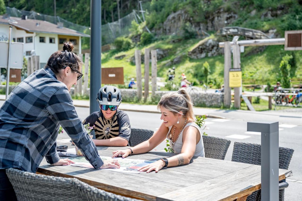 Hotel Bäckelar Wirt Superior Sölden Exteriör bild