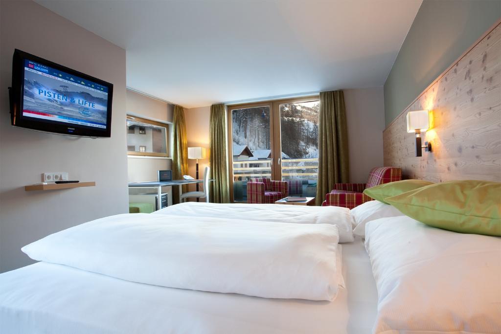 Hotel Bäckelar Wirt Superior Sölden Exteriör bild